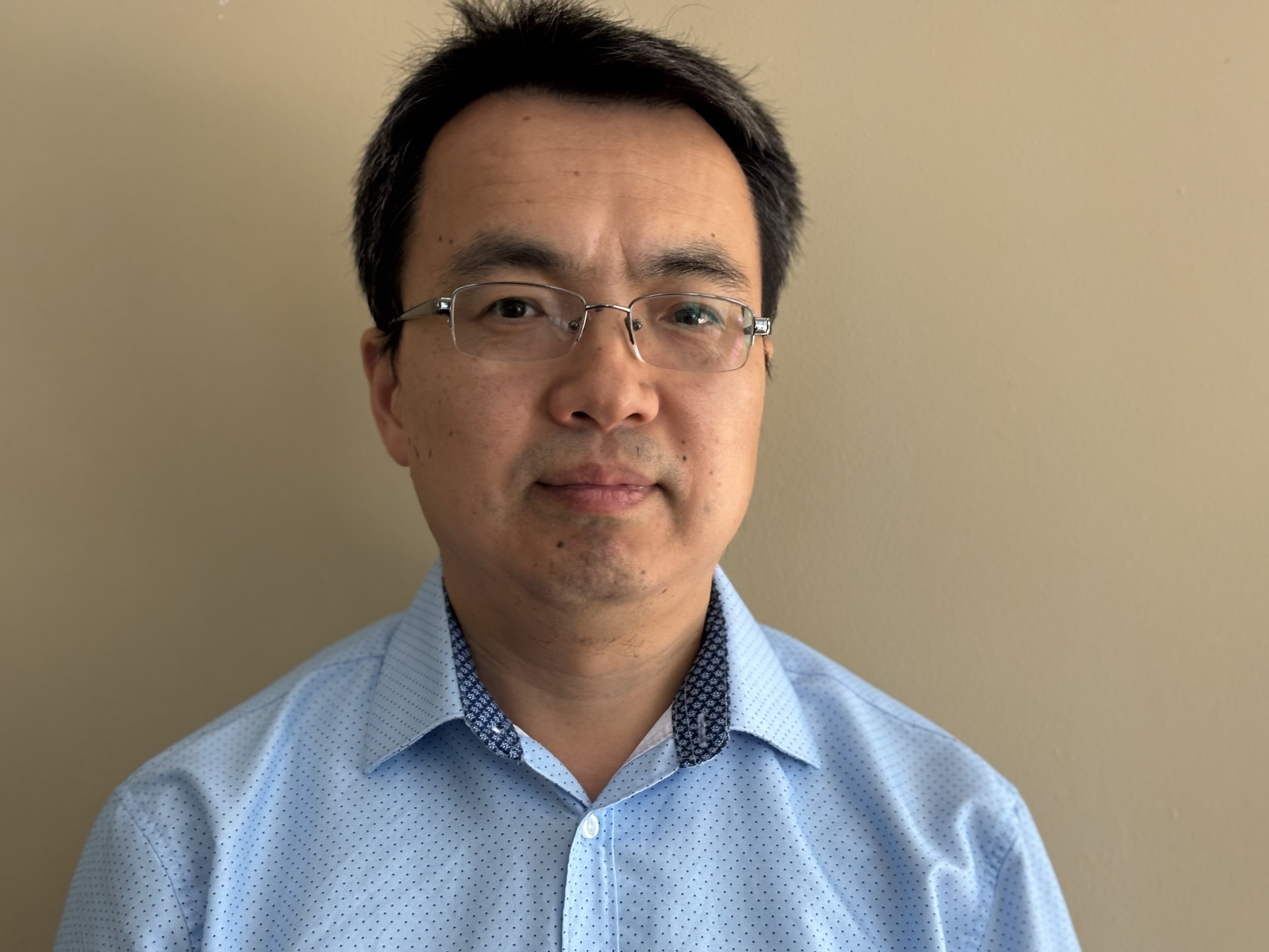 Professor Xiantao Li at the office